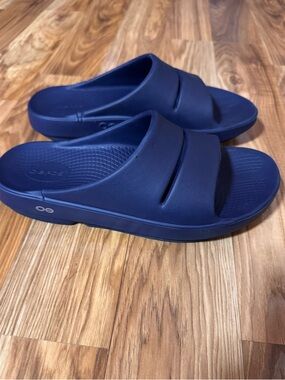 Oofos OOahh Recovery Slides Navy Size M10 W12